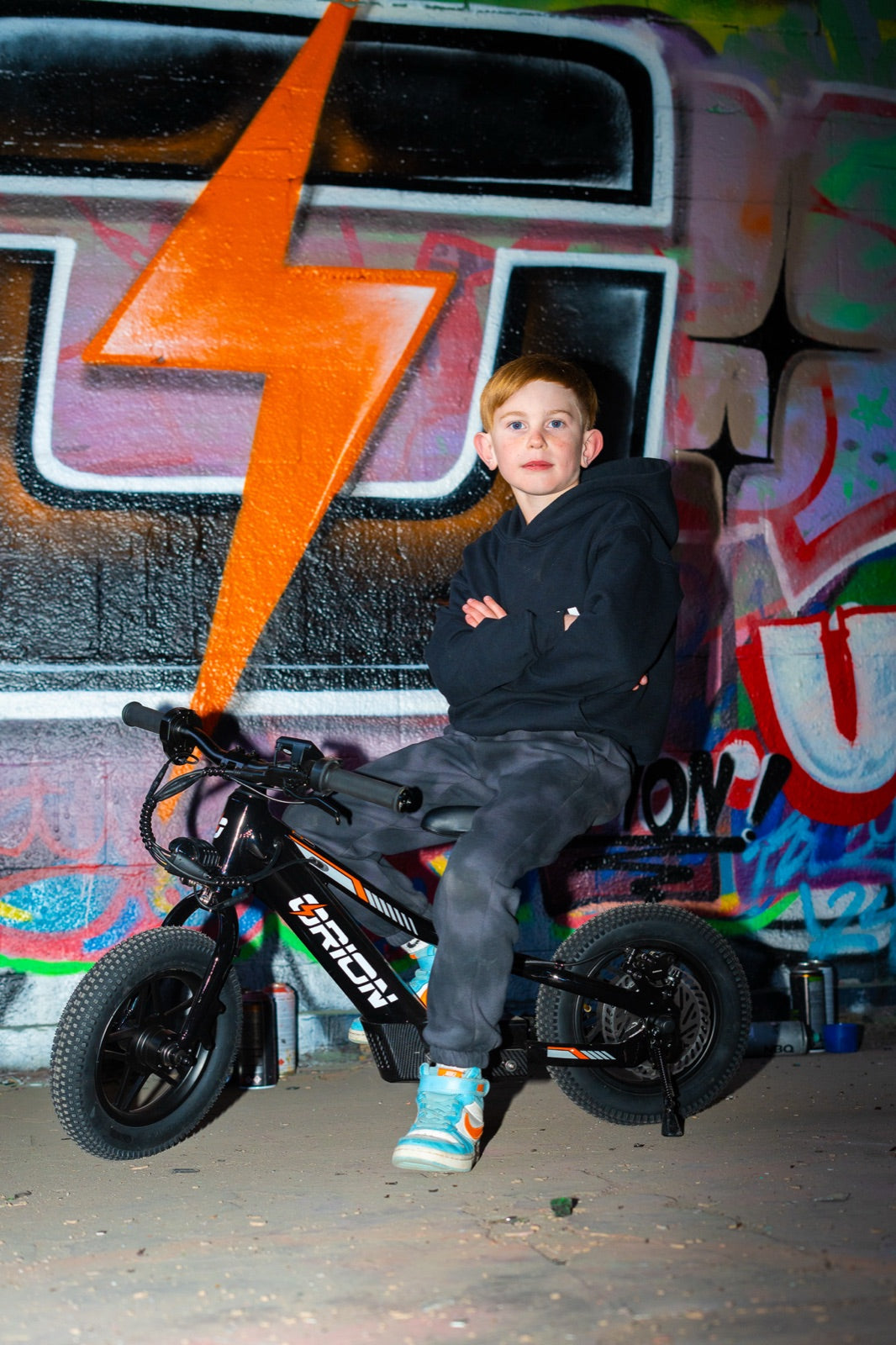 A kid on the Orion e16x at the wall